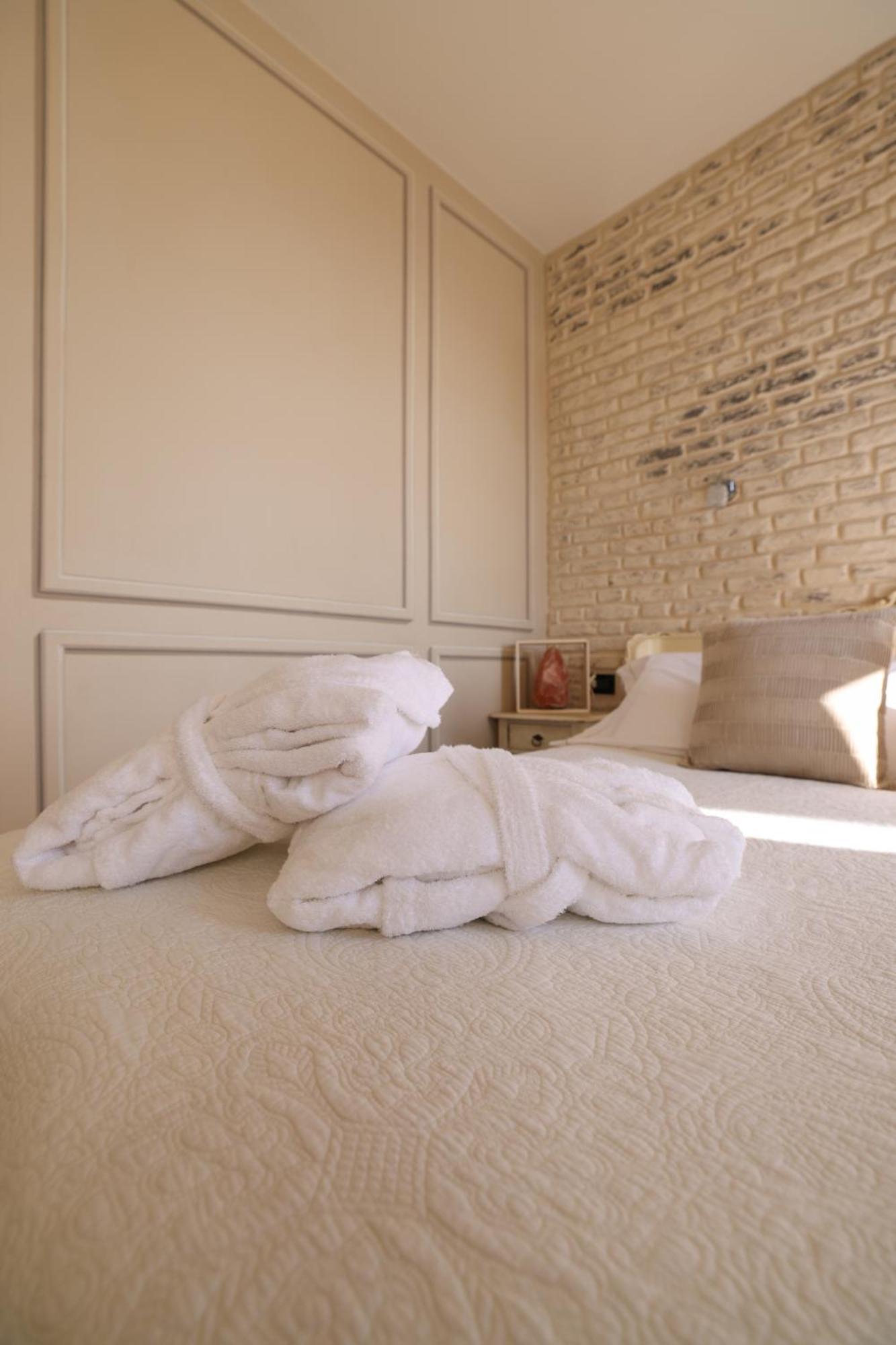 Hotel Florence Манерба дел Гарда Стая снимка